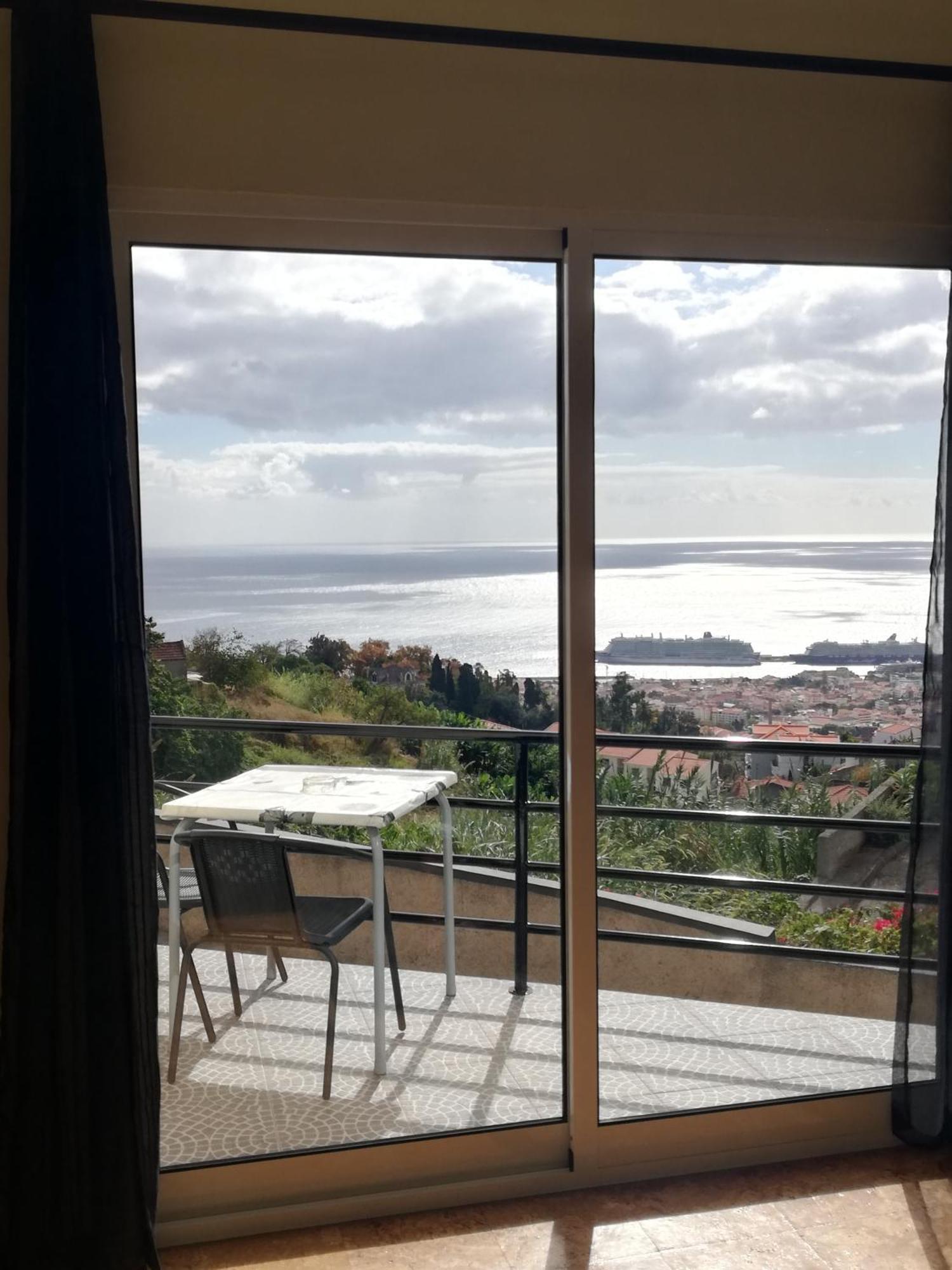 House Joel & Sonia With Sea View Villa Funchal  Værelse billede